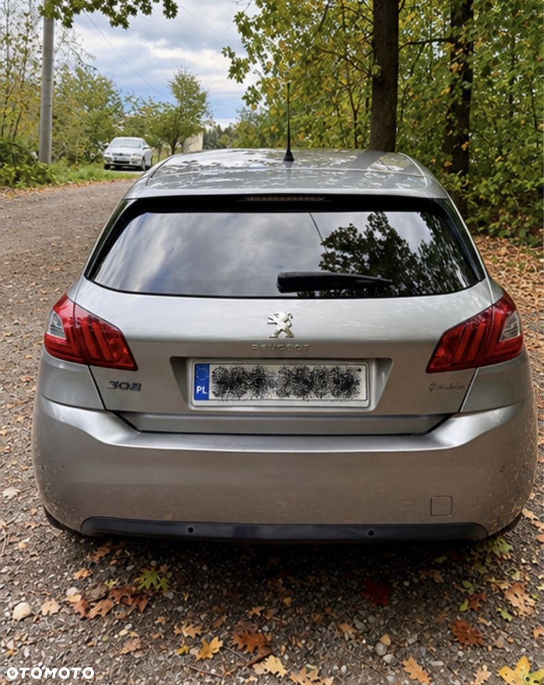 Peugeot 308 - 5