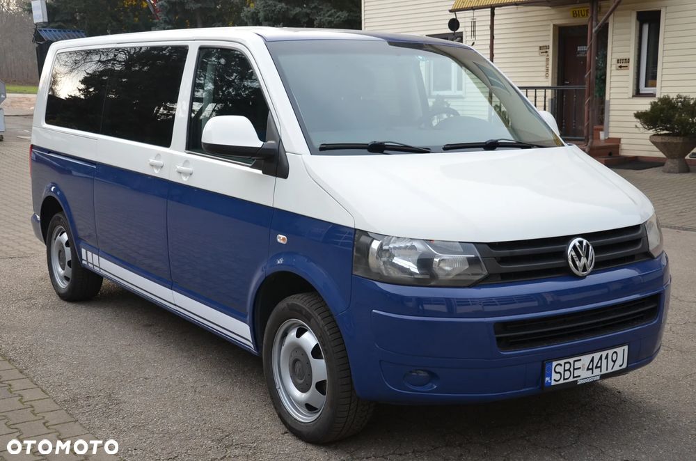 Volkswagen Caravelle - 2