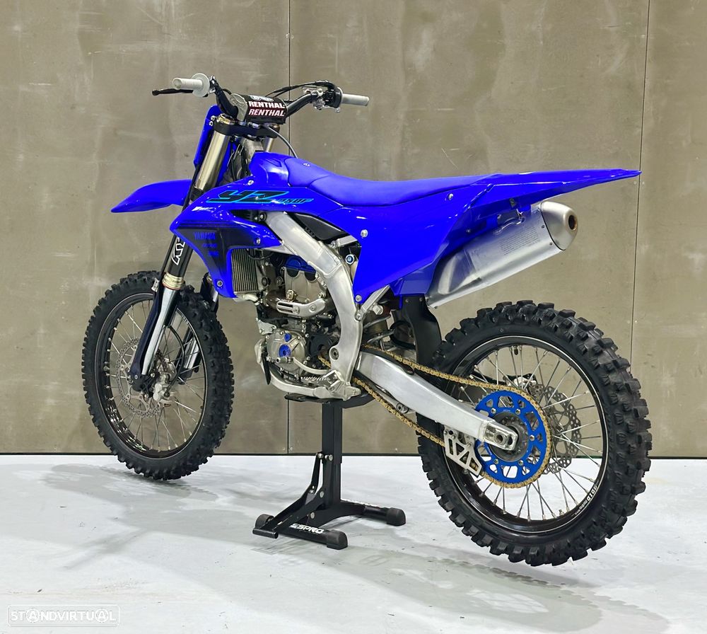Yamaha YZ F - 8