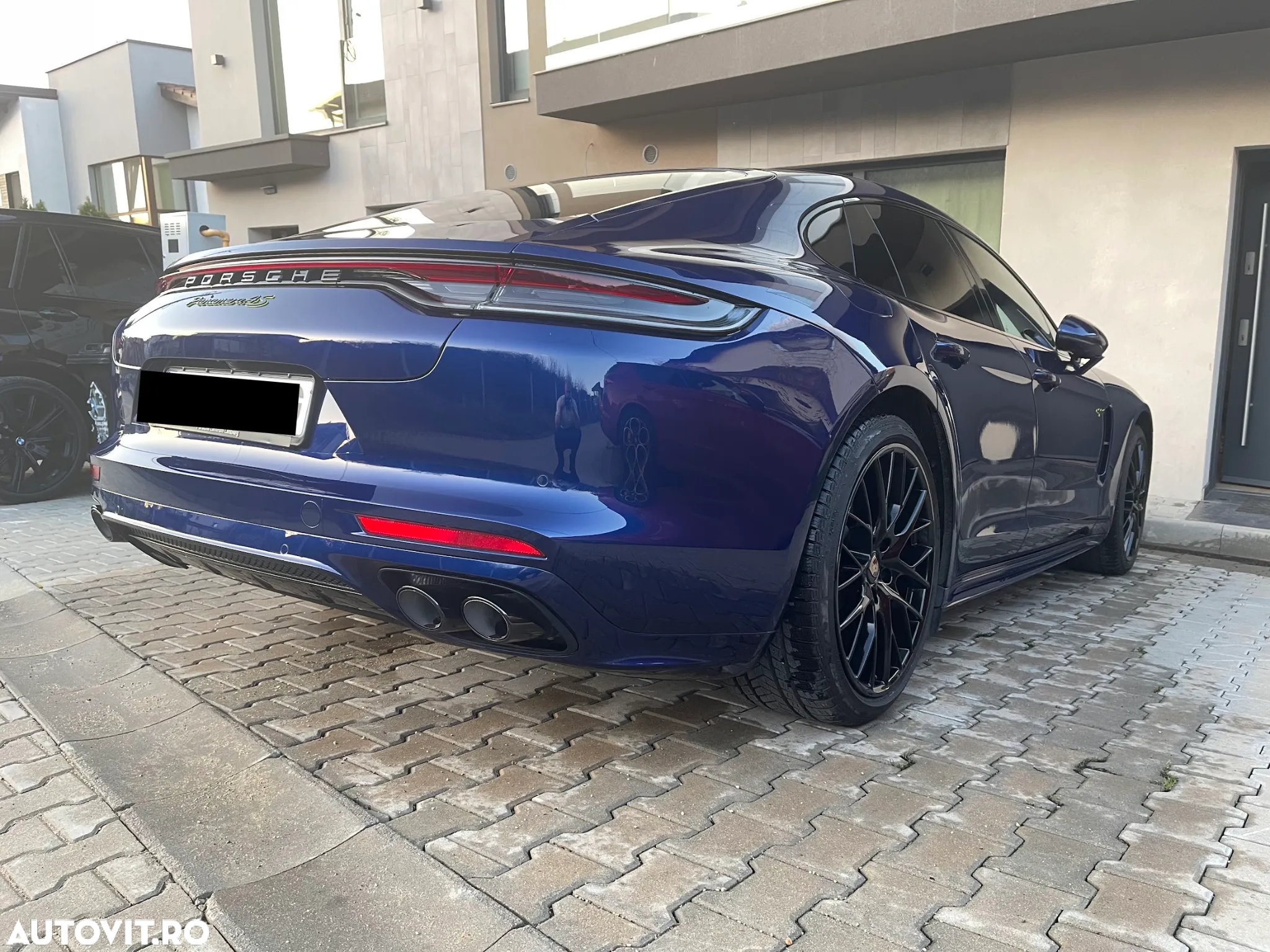 Porsche Panamera Turbo 4 E-Hybrid S - 10