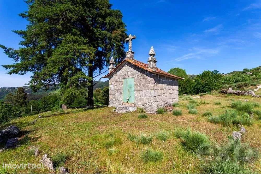 MORADIA T3 + CAPELA | INVESTIMENTO TURISMO - MARAVILHOSAS VISTAS - Grande imagem: 2/16