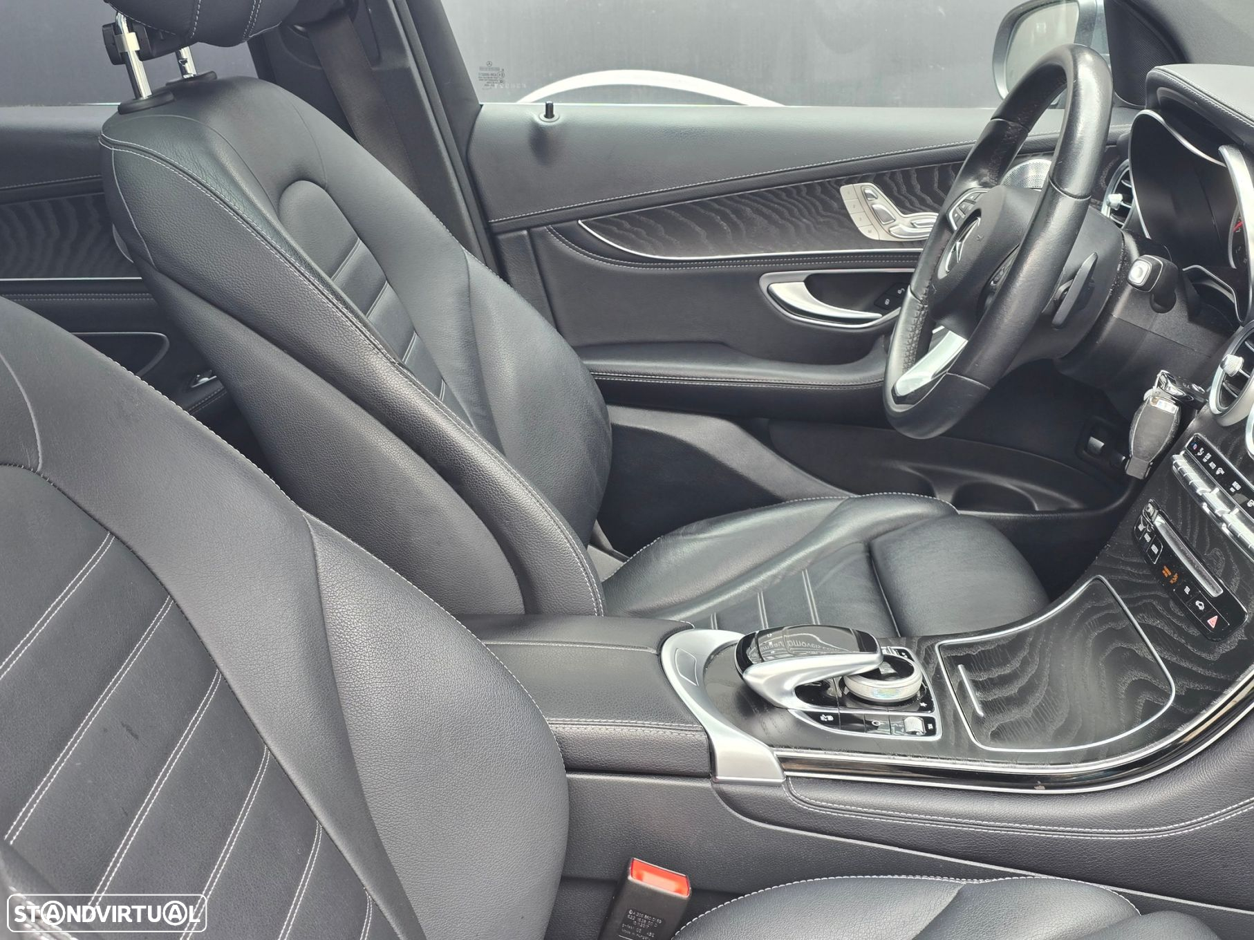 Mercedes-Benz GLC 350 - 23