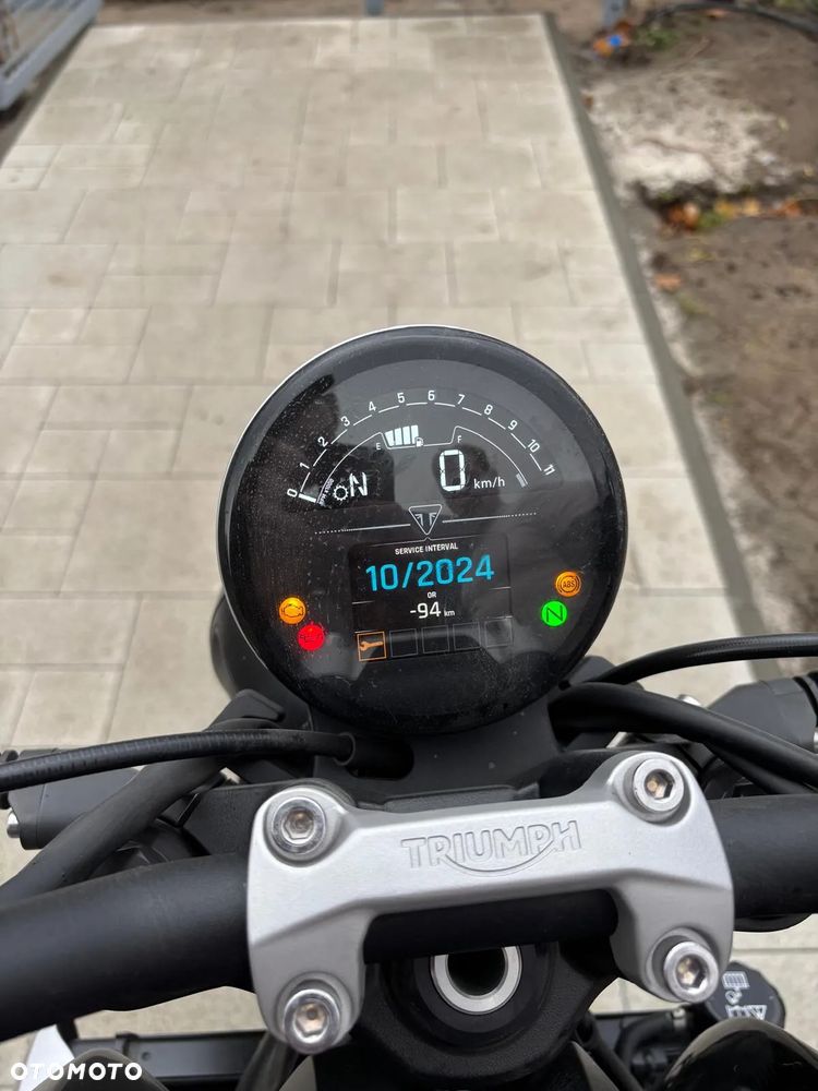 Triumph Trident - 5