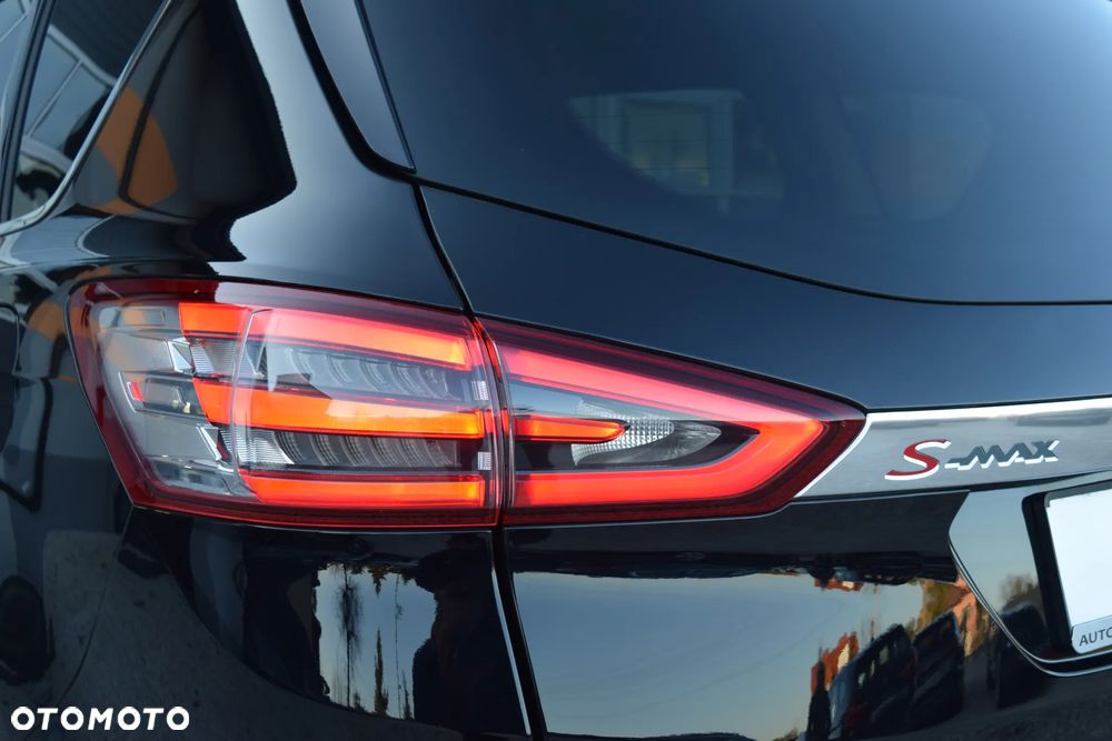 Ford S-Max 2.0 TDCi Titanium PowerShift - 39