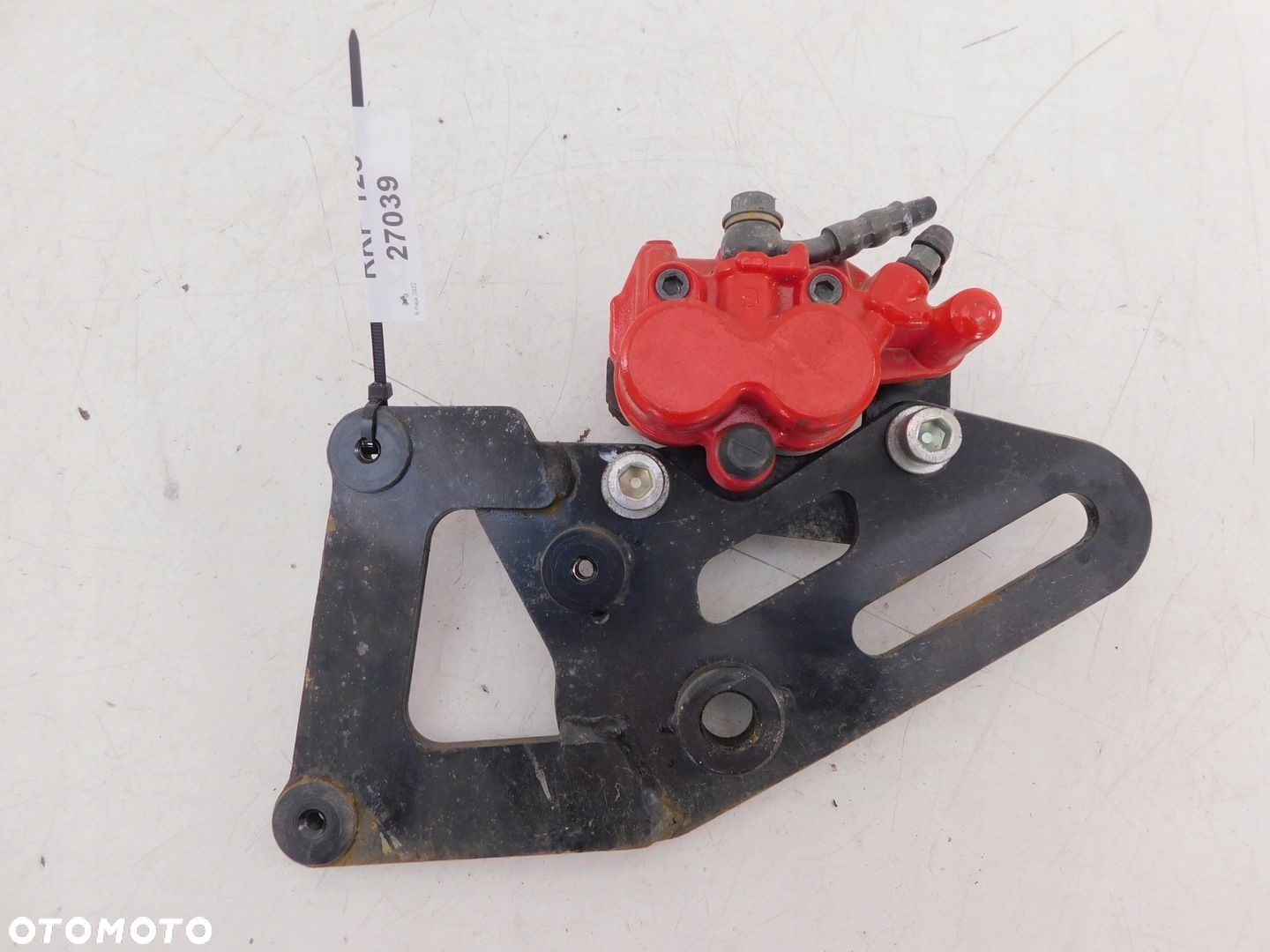 KEEWAY RKF 125 ZACISK HAMULCA TYŁ - 1
