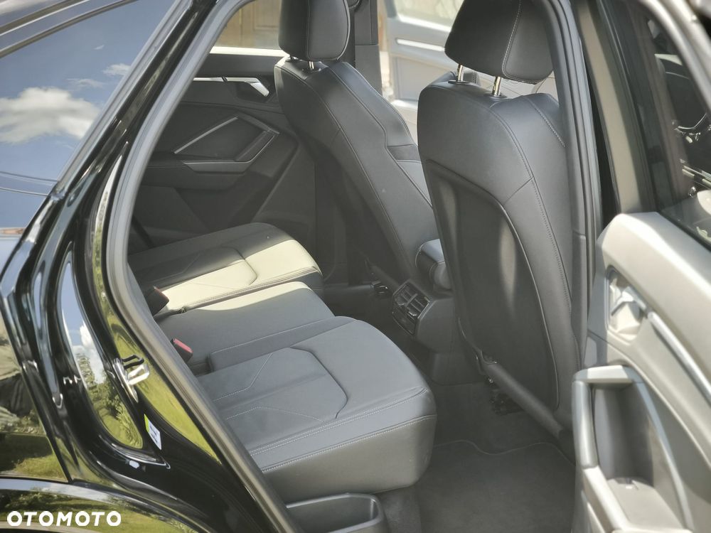 Audi Q3 40 TFSI Quattro S-Line S tronic - 11