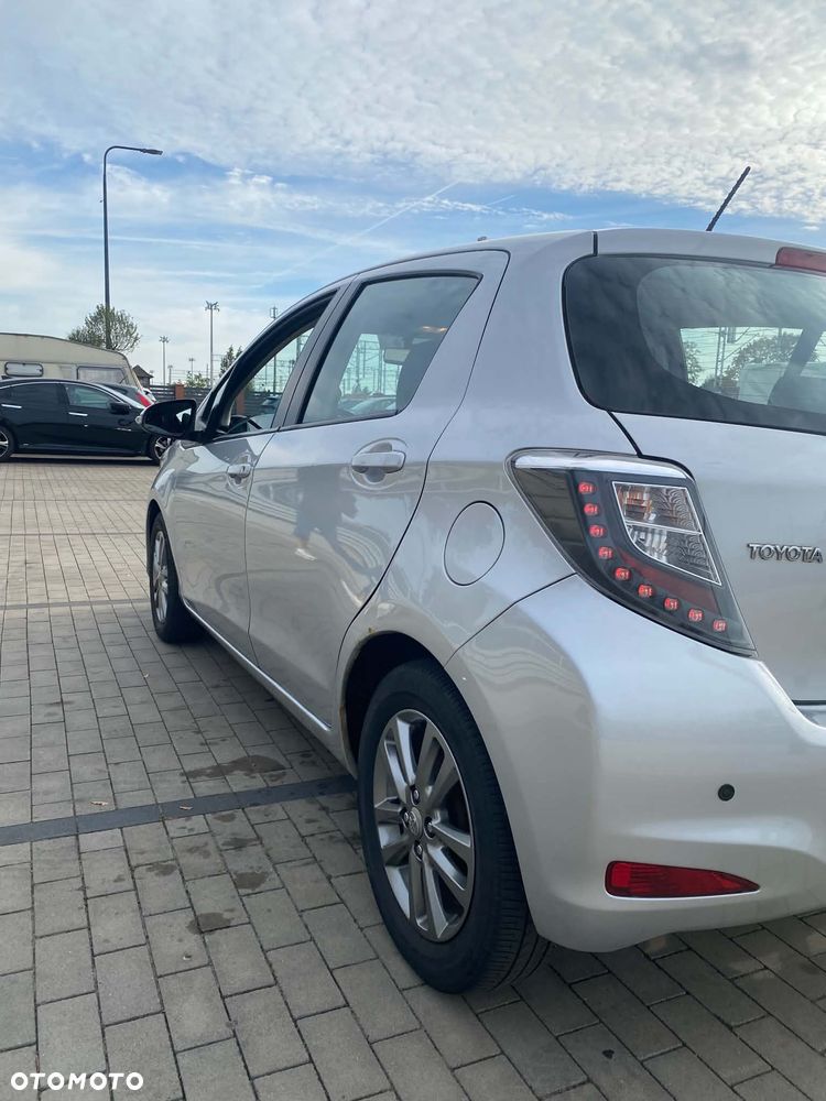Toyota Yaris - 21