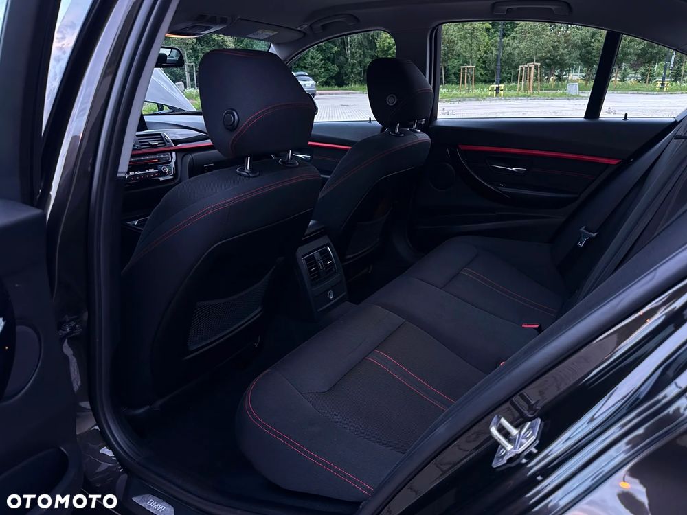 BMW Seria 3 - 11