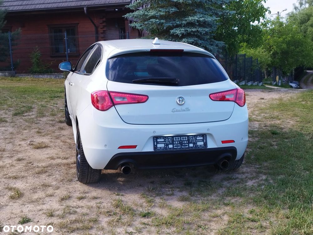Alfa Romeo Giulietta - 7