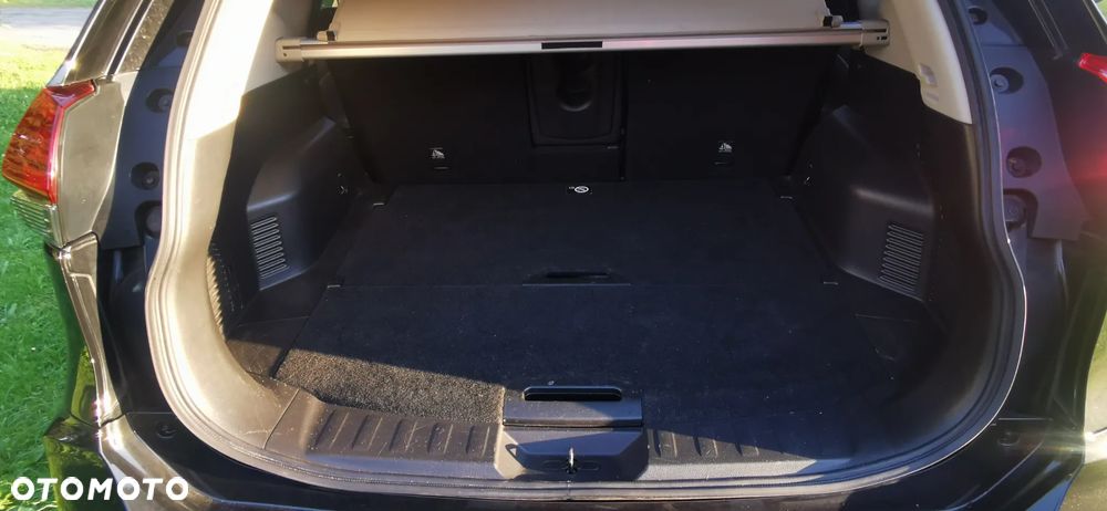 Nissan X-Trail 2.0 dCi N-Connecta 4WD - 12