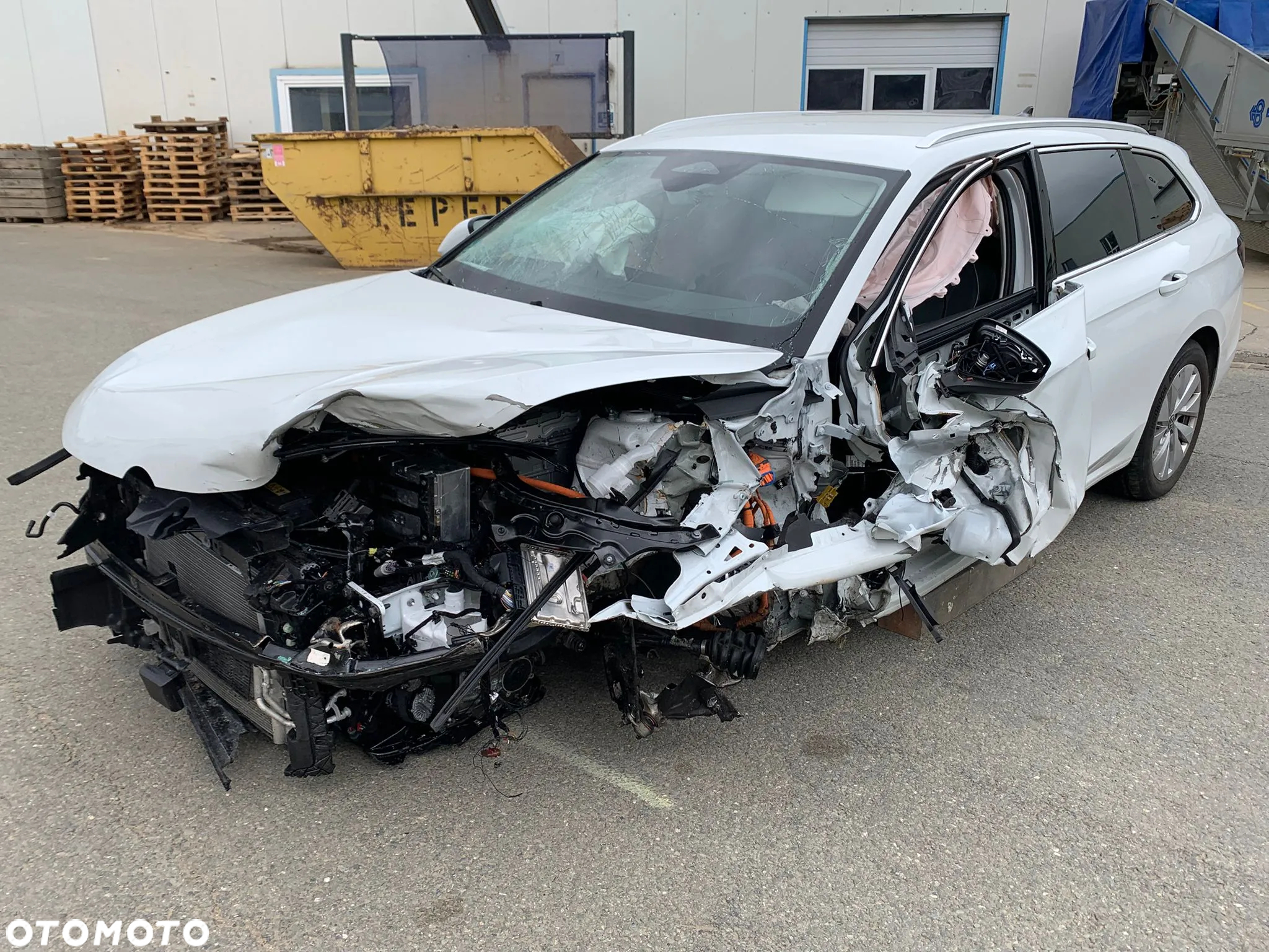 Volkswagen Passat Variant 1.5 e-Hybrid OPF DSG Business - 3
