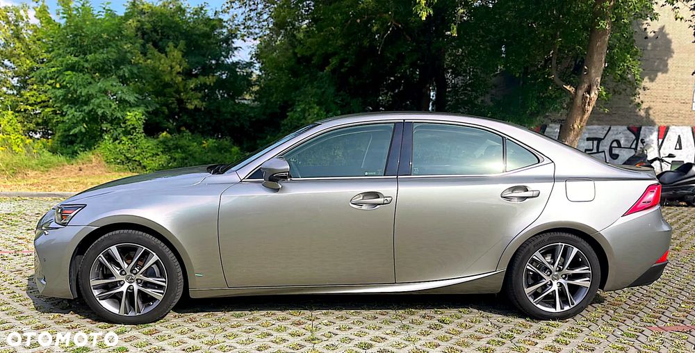 Lexus IS 200t / 300 Elegance - 3