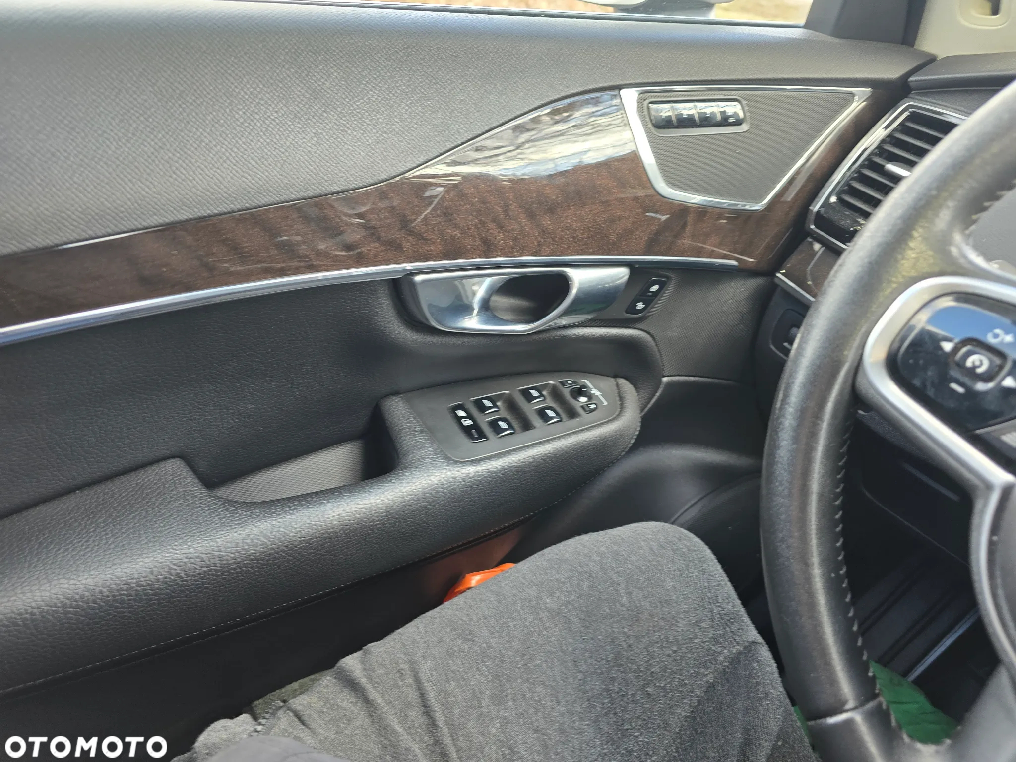 Volvo XC 90 - 12