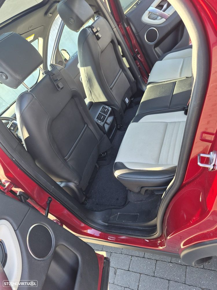 Land Rover Discovery Sport - 11