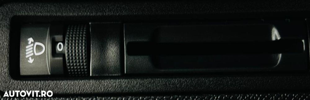 Peugeot 5008 BlueHDI 130 EAT8 Allure - 12