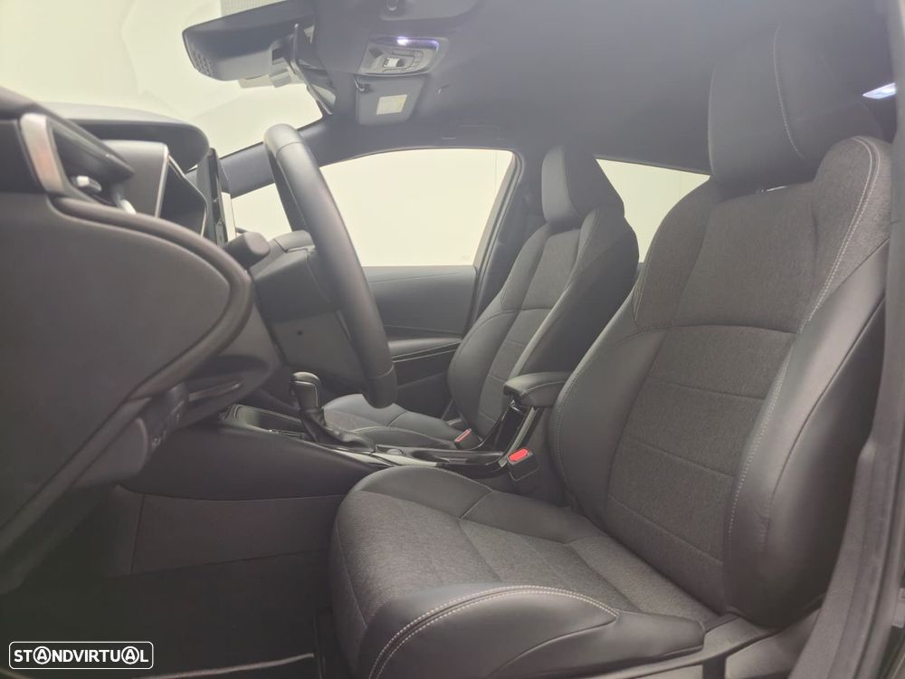 Toyota Corolla Touring Sports 1.8 Hybrid Comfort Plus - 16