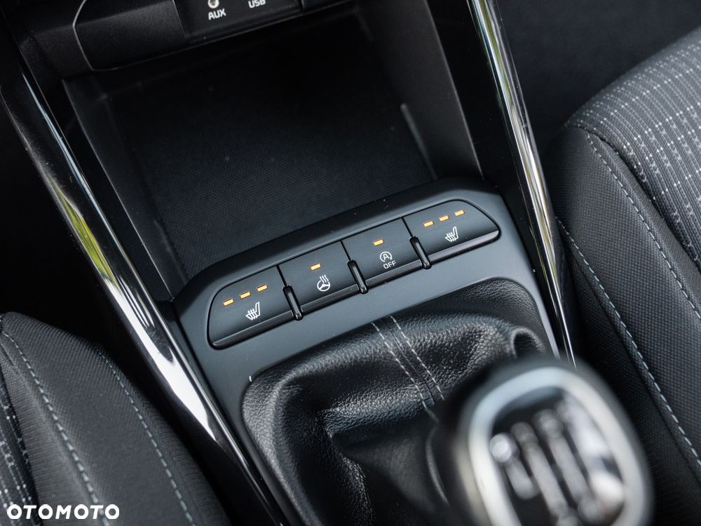 Kia Stonic 1.4 L - 35