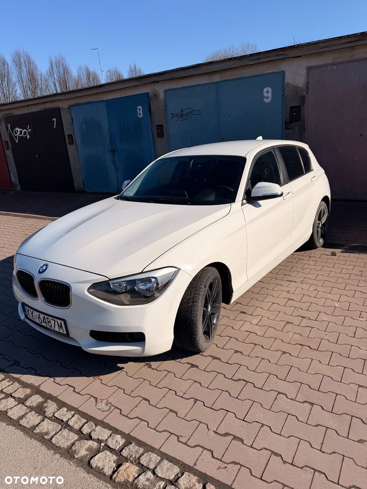 BMW Seria 1 114i - 10