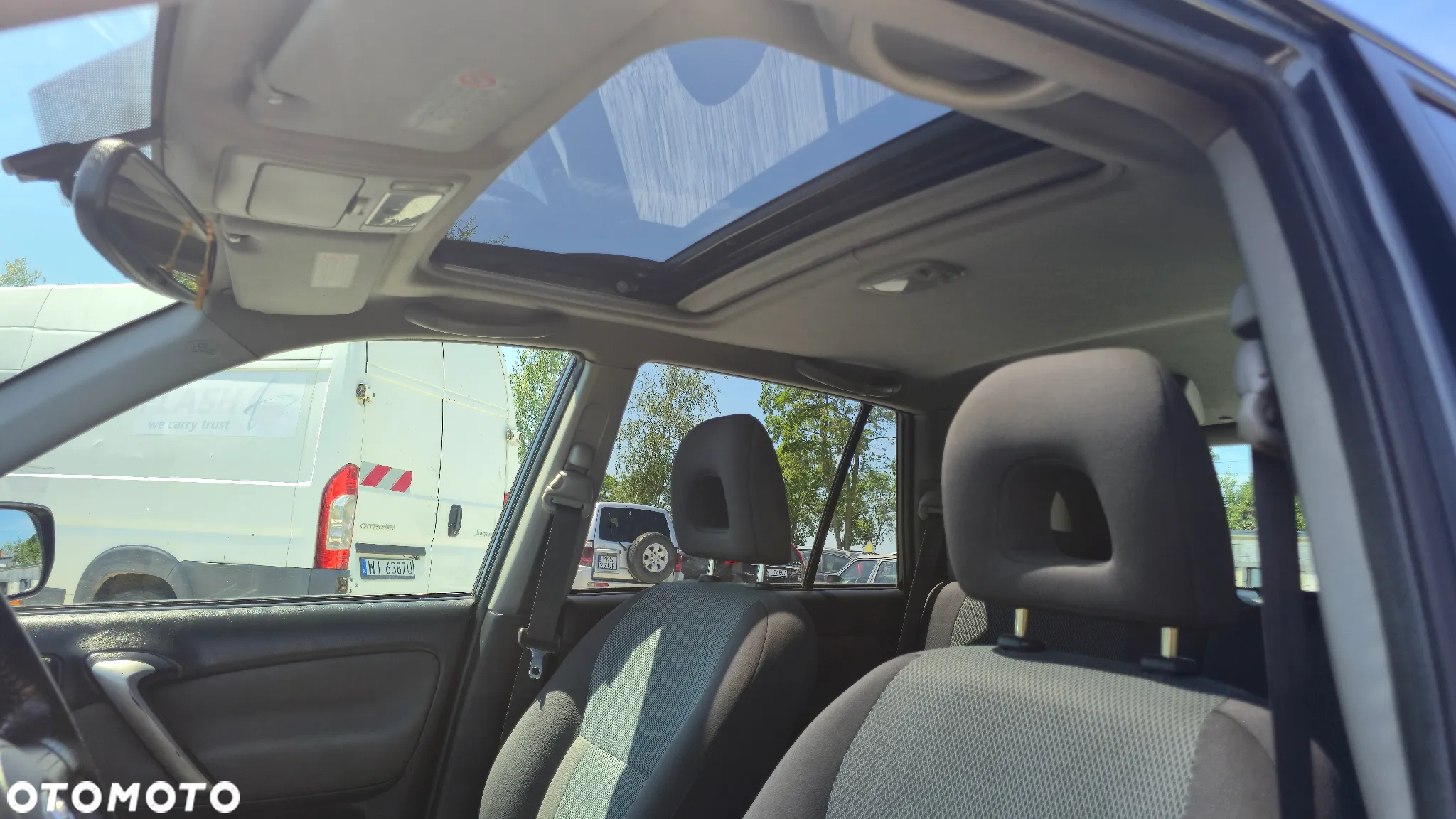 Toyota RAV4 2.0 D-4D 4x4 - 4