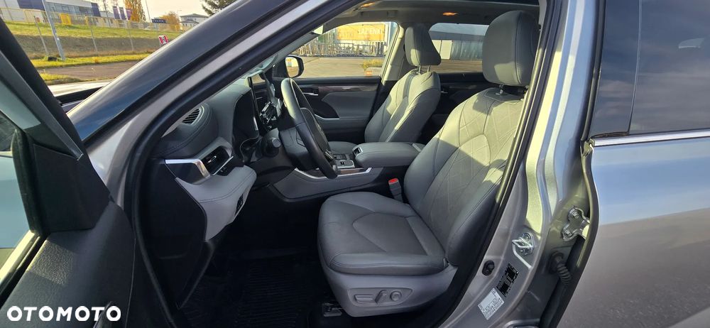 Toyota Highlander 2.5 Hybrid Executive - 9