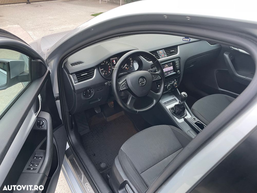 Skoda Octavia - 16