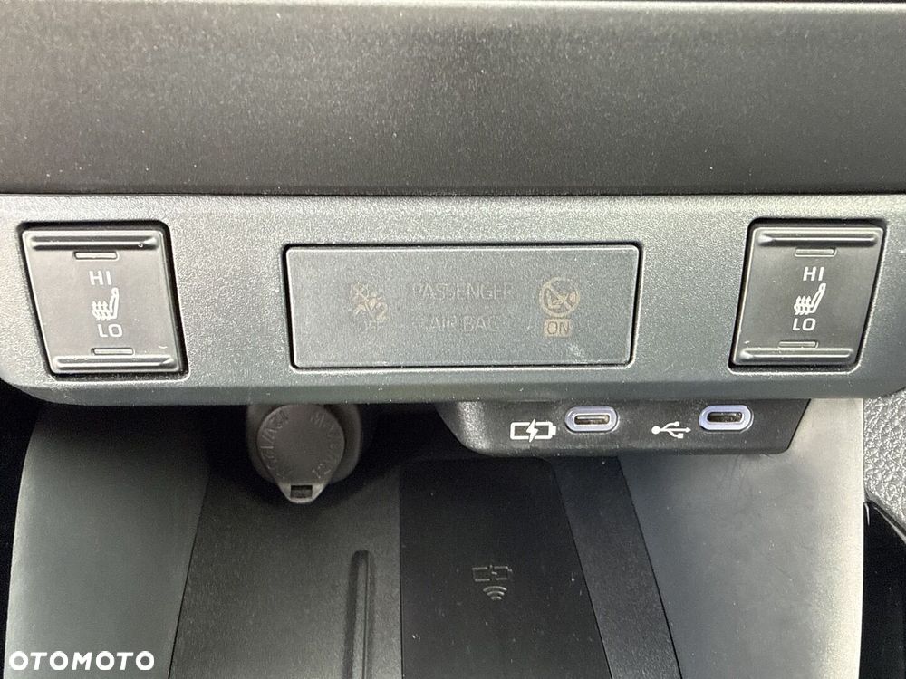 Toyota Yaris Hybrid 1.5 Style - 22