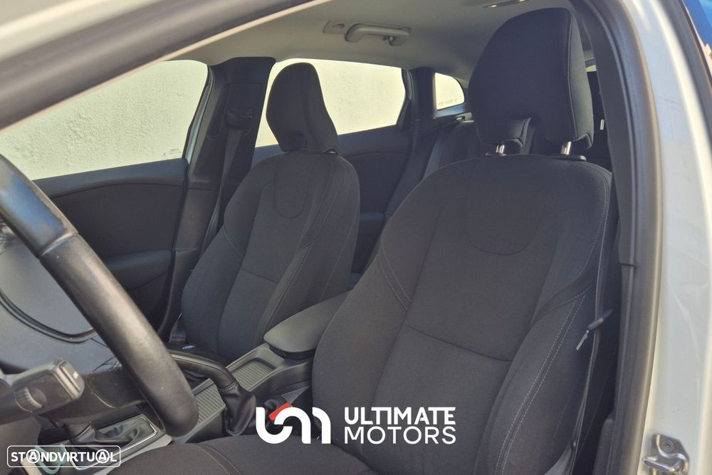 Volvo V40 2.0 D2 Kinetic Geartronic - 5