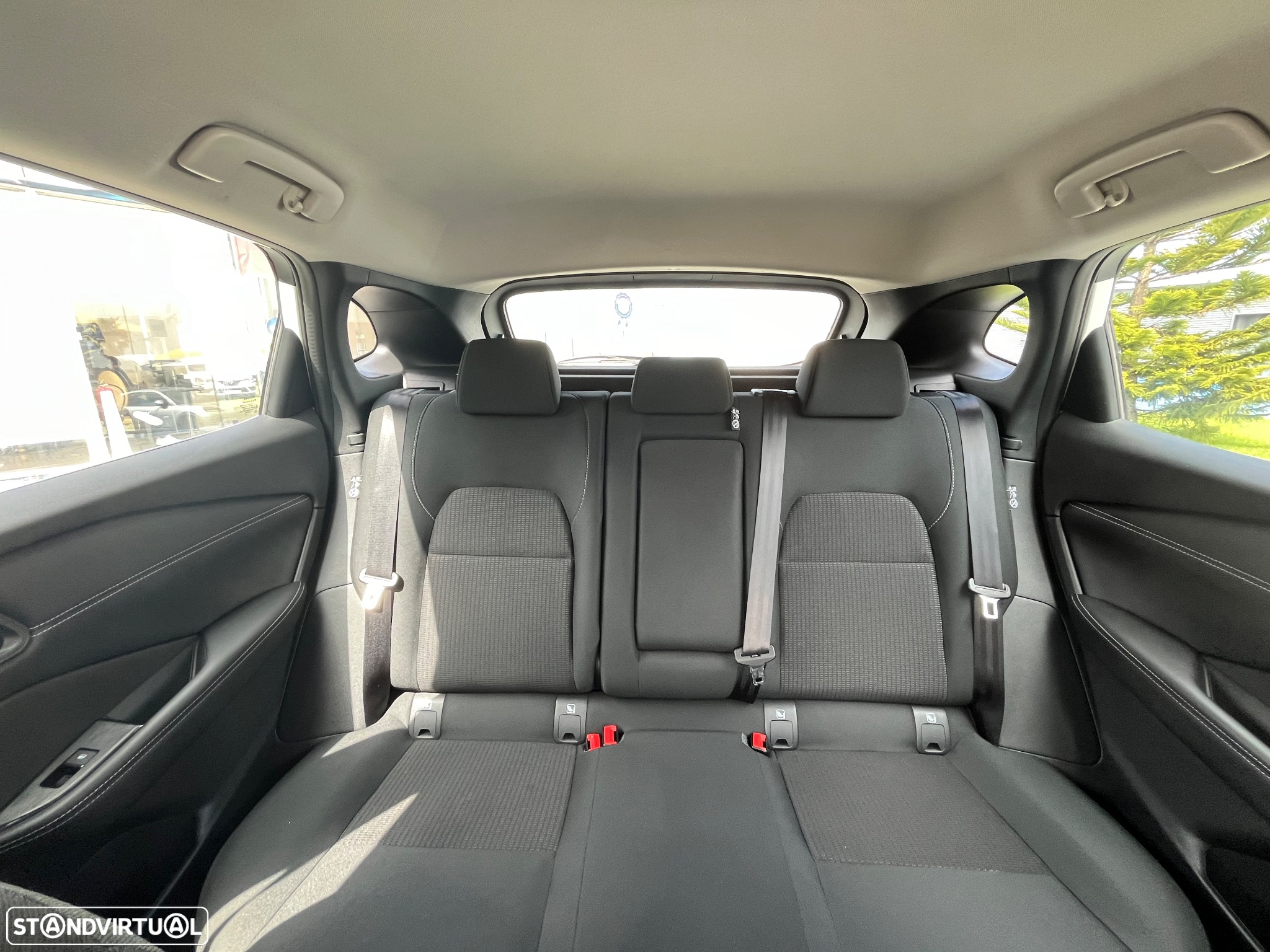 Nissan Qashqai 1.3 DIG-T N-Connecta LED - 48