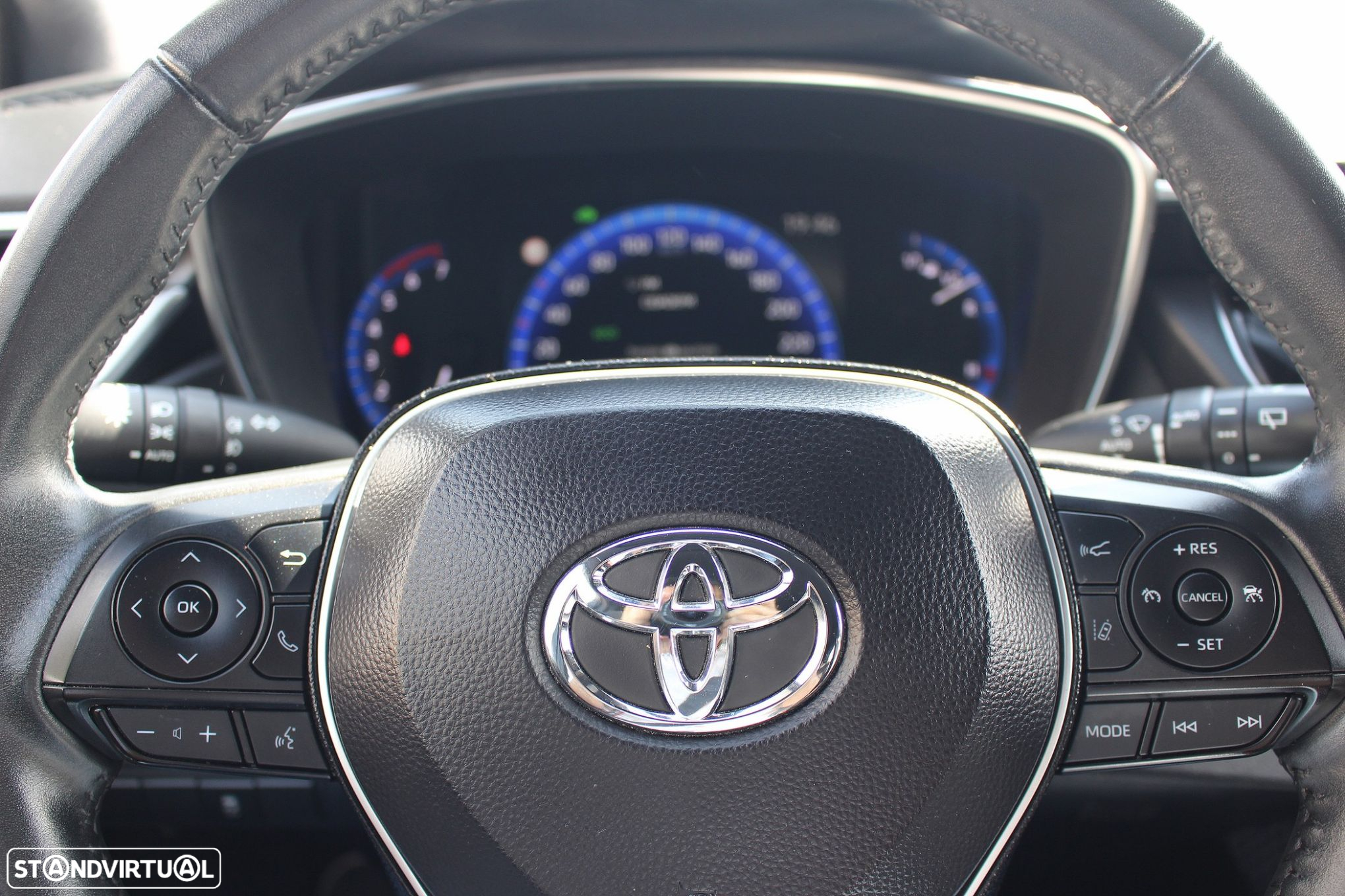 Toyota Corolla Touring Sports 1.8 Hybrid Exclusive - 23