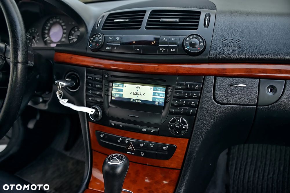 Mercedes-Benz Klasa E - 7