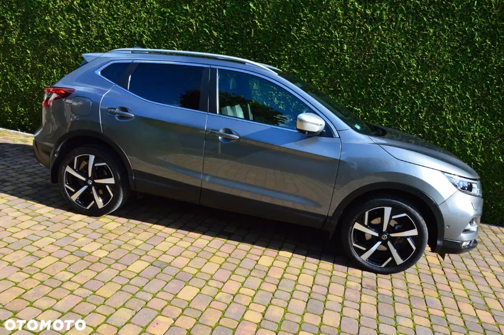 Nissan Qashqai 1.3 DIG-T DCT TEKNA+ - 2