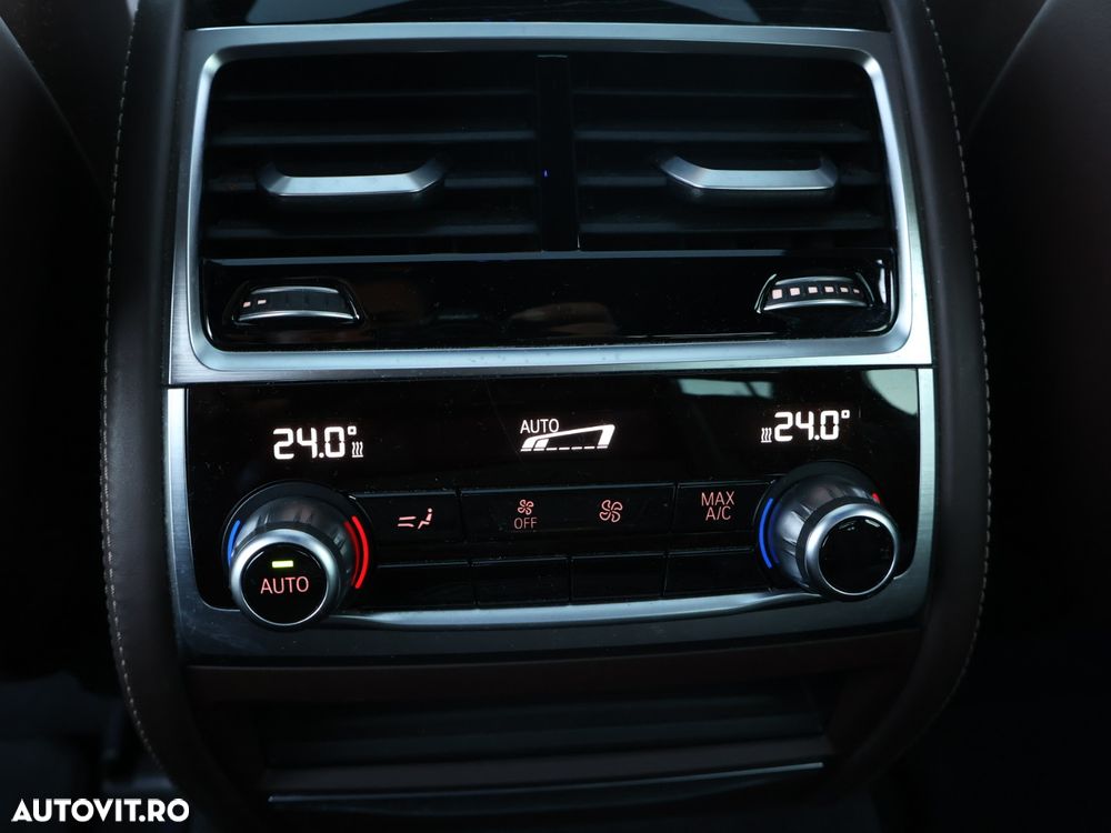 BMW Seria 7 730d - 31
