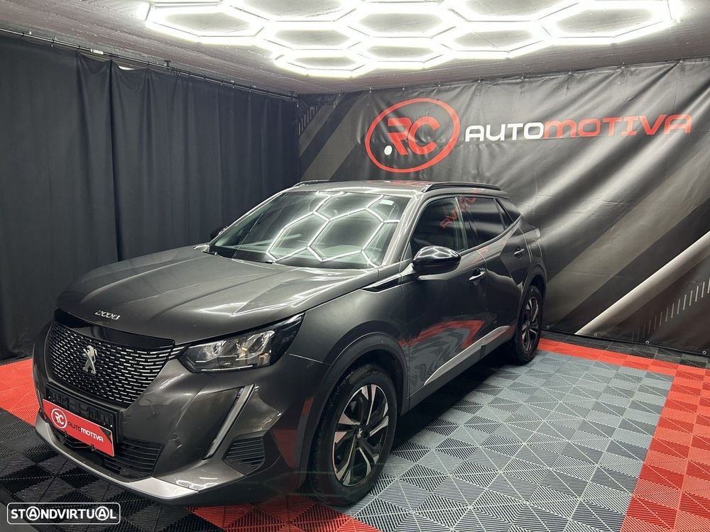 Peugeot 2008 1.2 PureTech Allure EAT8 - 3