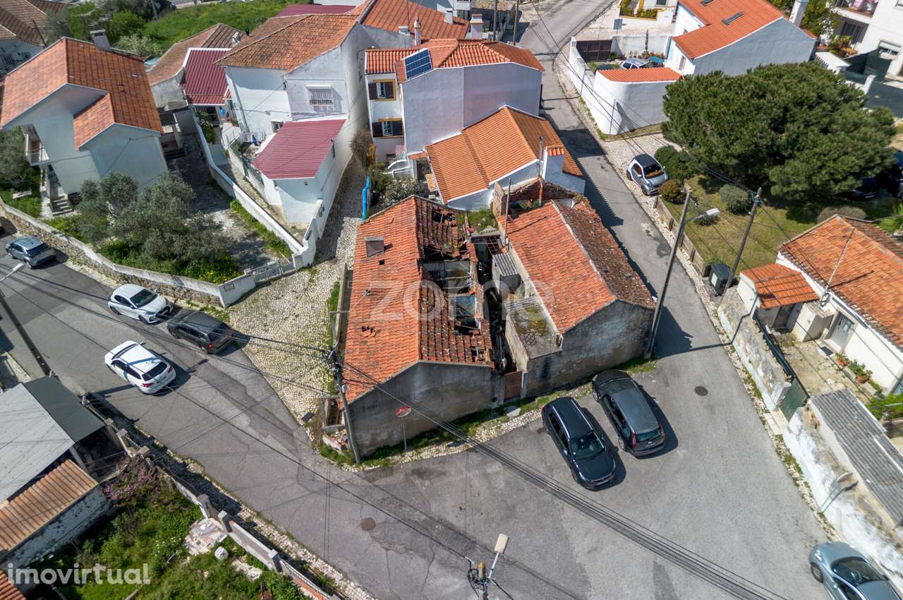 Moradia térrea p/ Investimento - centro de Alcabideche - Grande imagem: 2/13