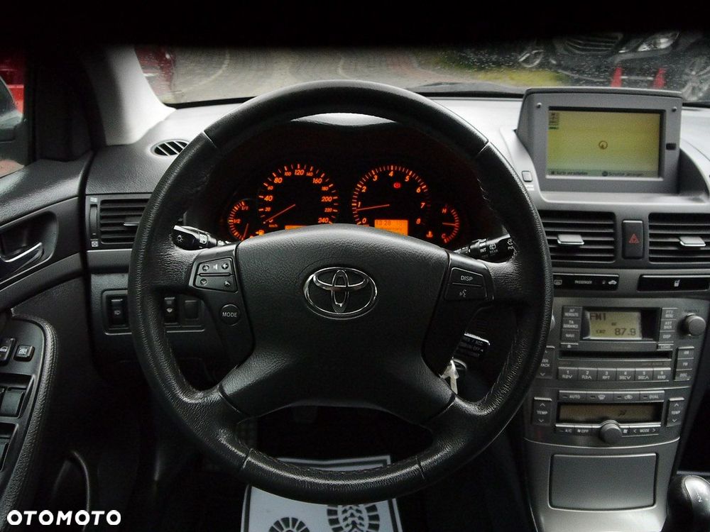 Toyota Avensis 2.0 VVT-i Sol plus Premium - 18