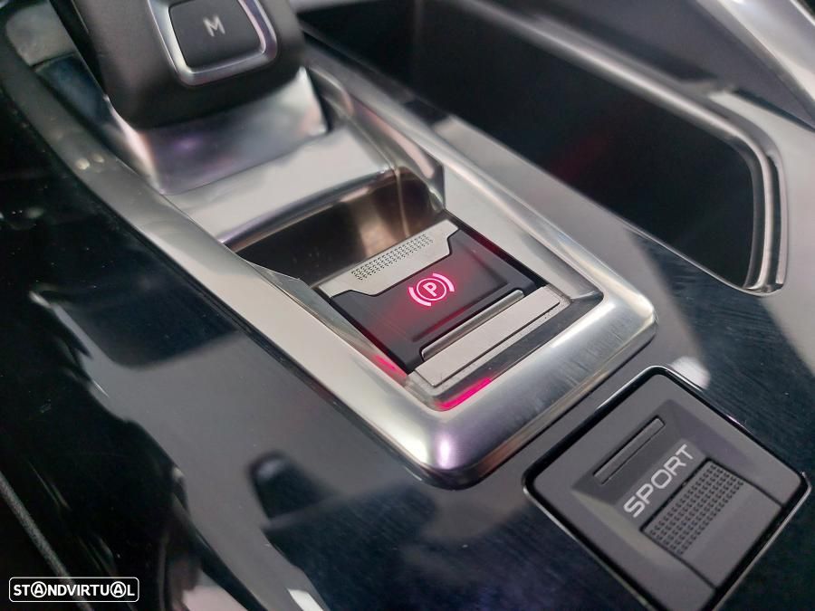 Peugeot 5008 1.5 BlueHDi GT Line EAT8 - 36