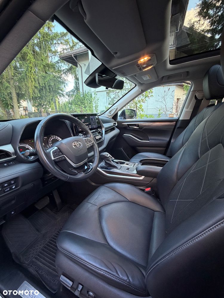 Toyota Highlander 2.5 Hybrid Executive Style - 18