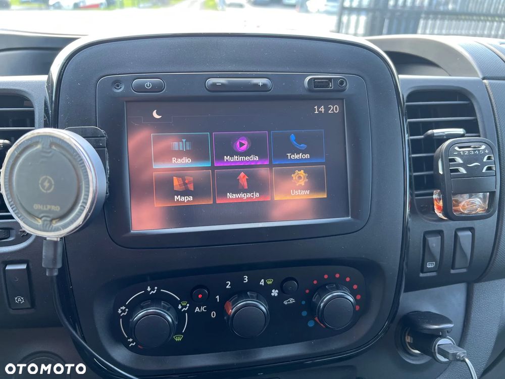 Opel Vivaro - 11