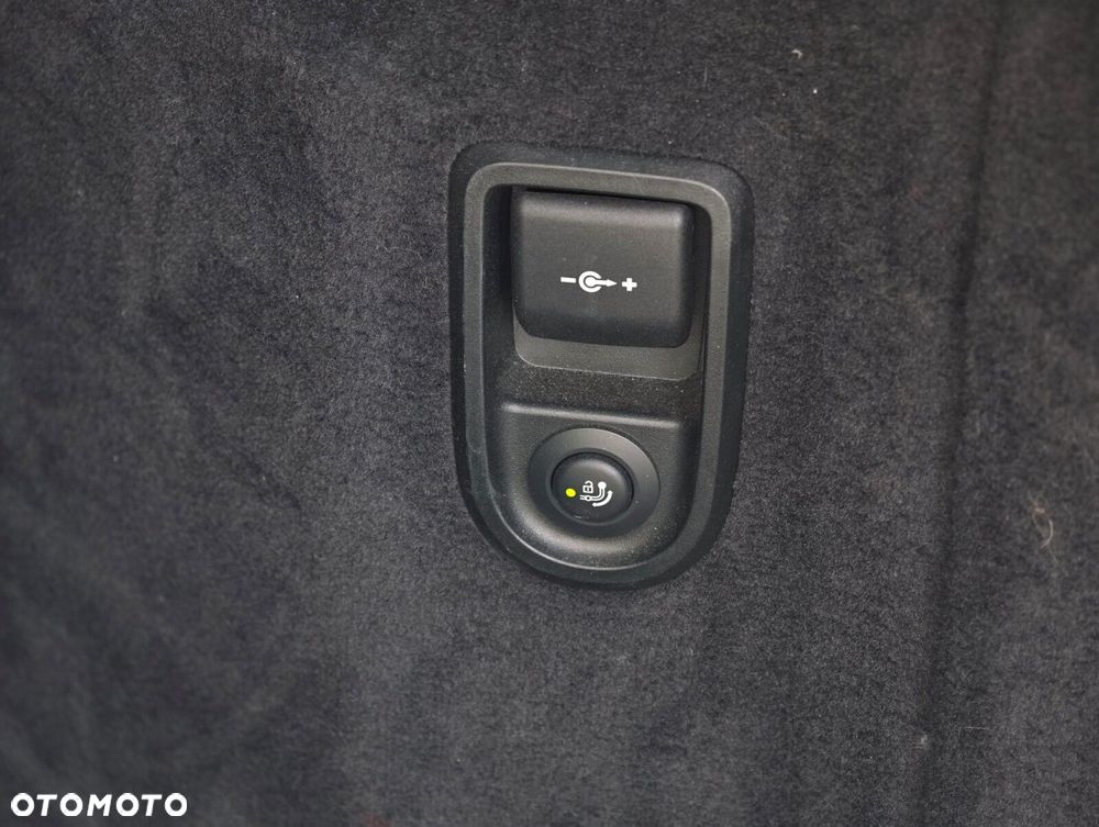BMW Seria 5 530i xDrive mHEV Luxury Line - 27