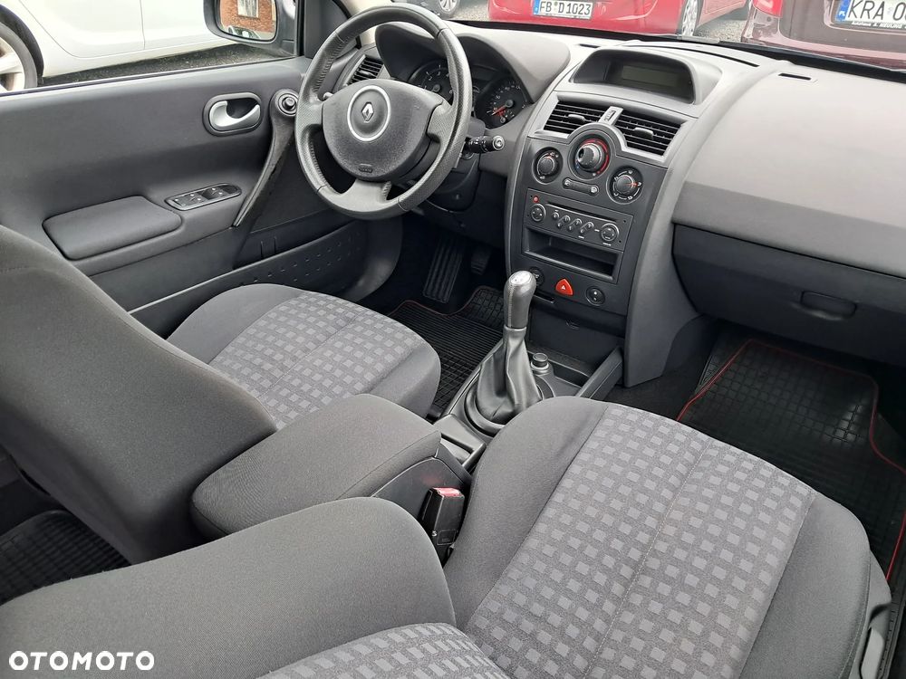 Renault Megane - 18