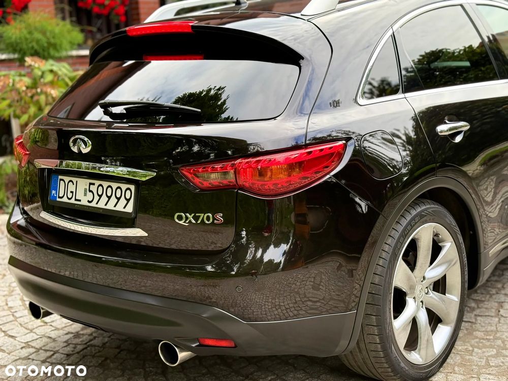 Infiniti QX70 - 36