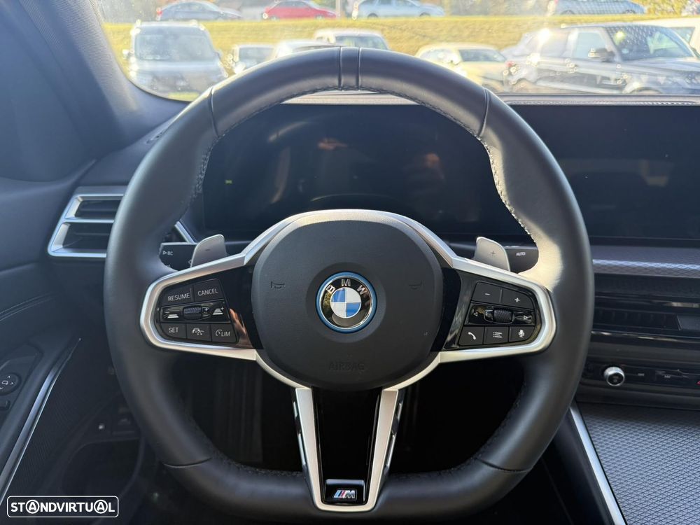 BMW 330 e xDrive Aut. M Sport - 11