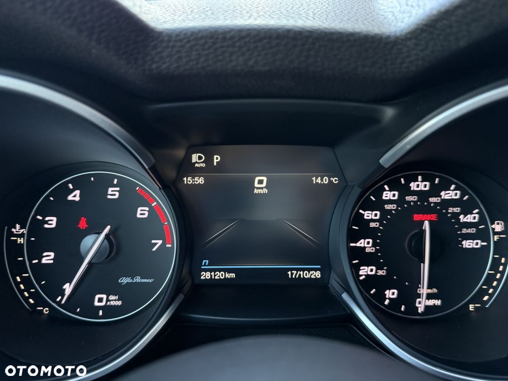 Alfa Romeo Stelvio - 30