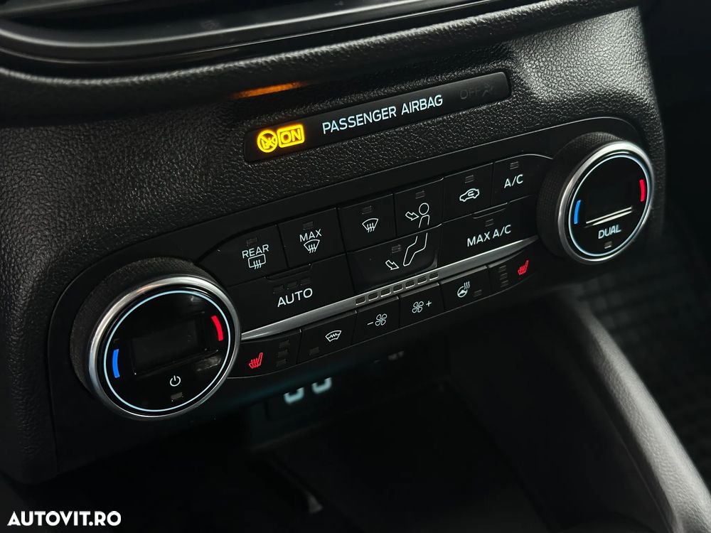 Ford Focus 2.0 EcoBlue ST-Line - 22