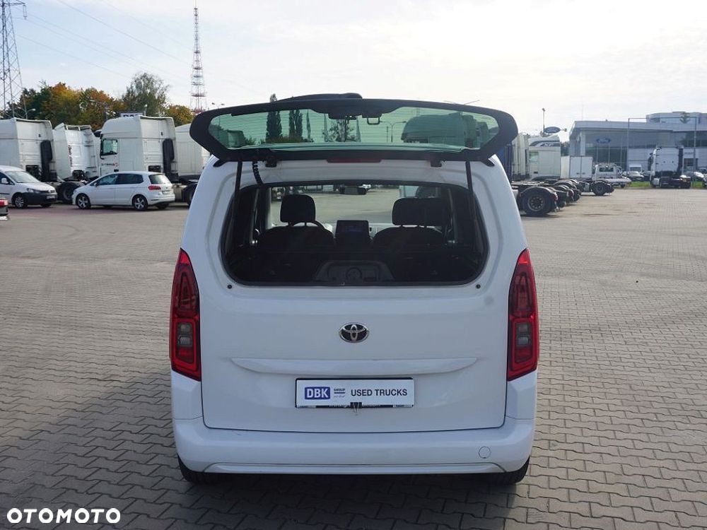 Toyota Proace City Verso - 8