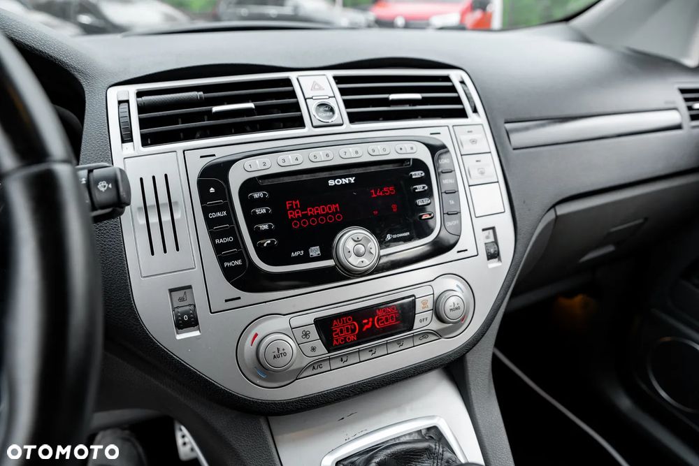 Ford Kuga 2.5 4x4 Individual - 34