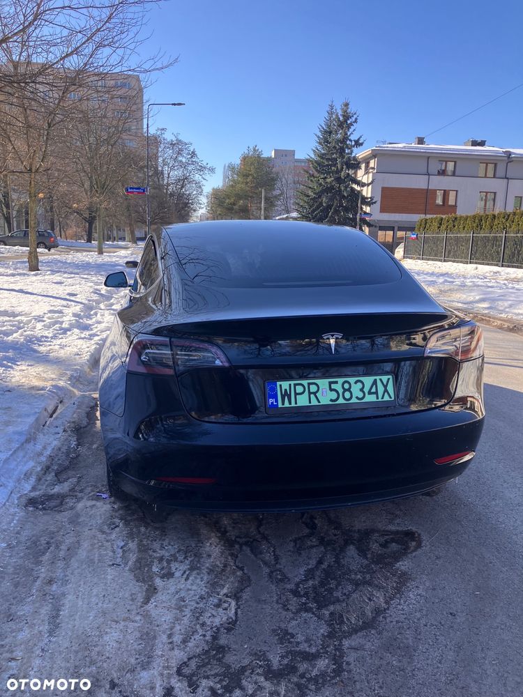 Tesla Model 3 Standard Reichweite Plus Hinterradantrieb - 5