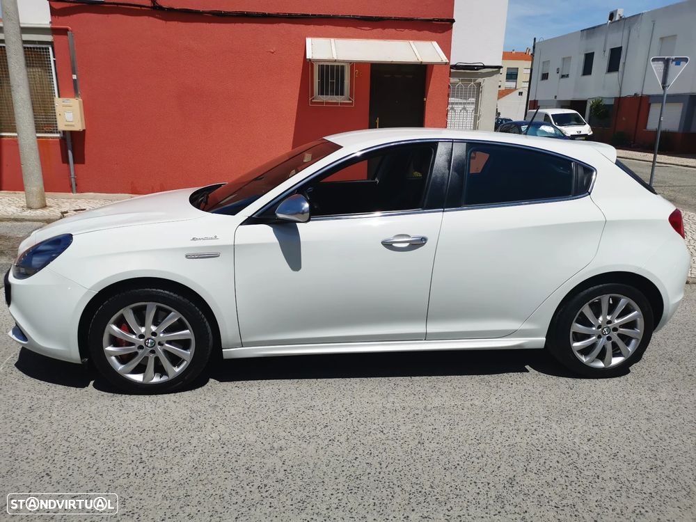 Alfa Romeo Giulietta - 2