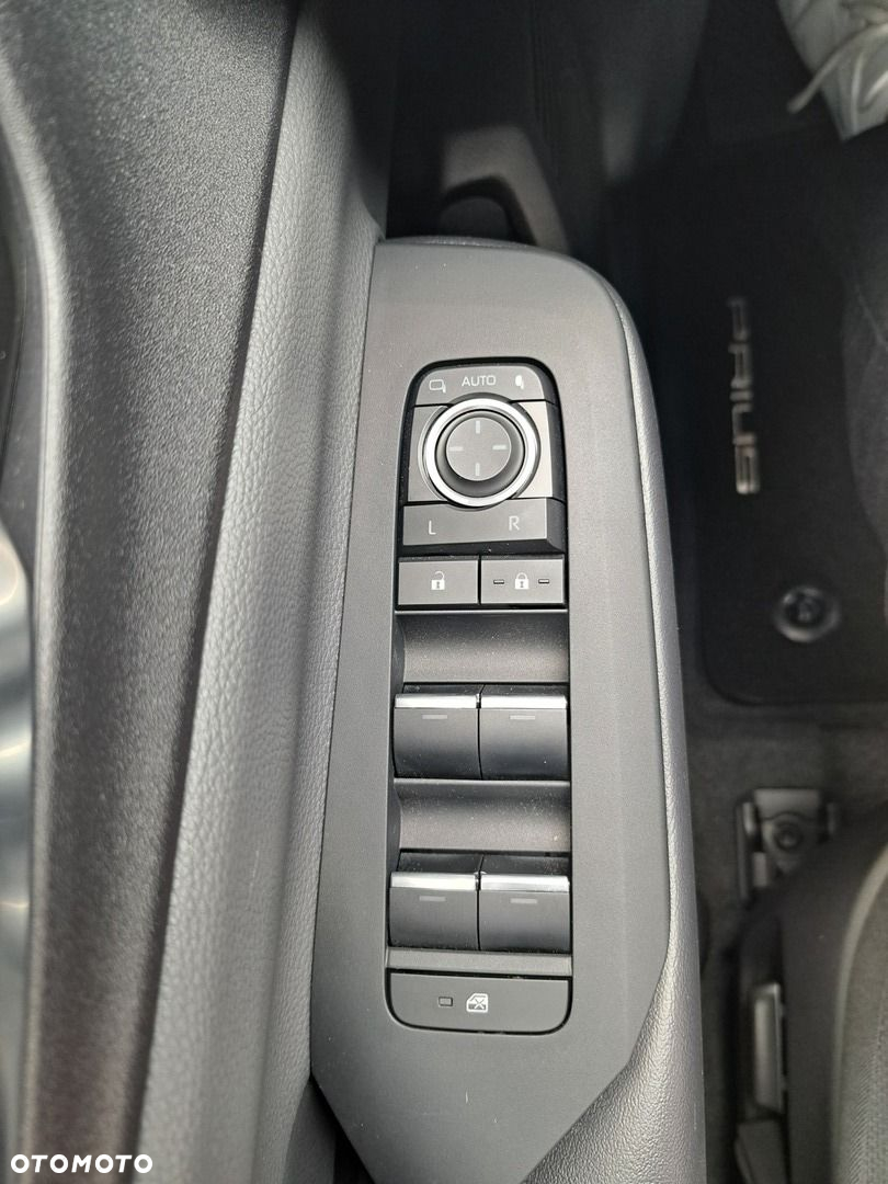 Toyota Prius - 20