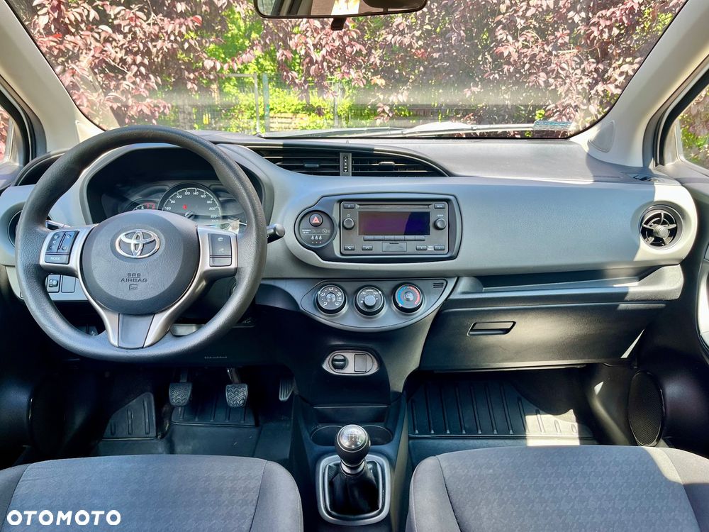 Toyota Yaris 1.5 Active - 19